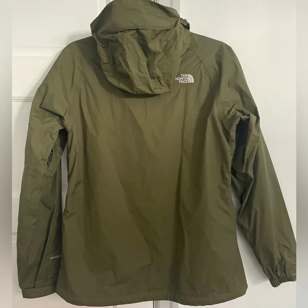 North Face rain jacket - Picture 2 of 3